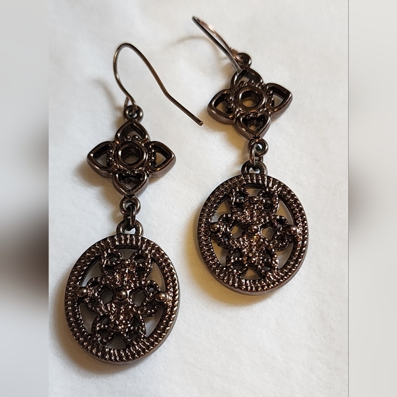 Elegant Bronze Dangle Earrings - Picture 7 of 7